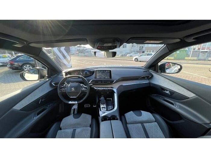Peugeot 3008 Hybrid4 300 GT 1.6 Plug-In EU6d- Allrad Hybrid4 300 GT 1.6 Plug-In EU6d- Allrad