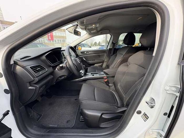 Renault Megane IV Grandtour Limited TCe 140