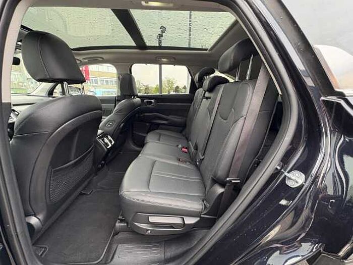Kia Sorento Platinum 4WD Hybrid 7-Sitzer