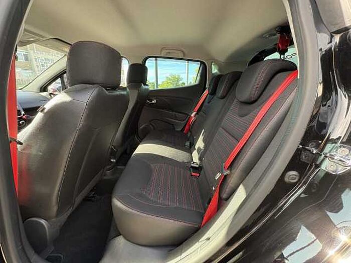 Renault Clio R. S. TCe 200