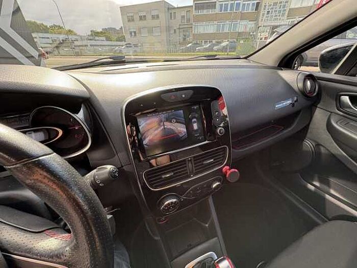 Renault Clio R. S. TCe 200