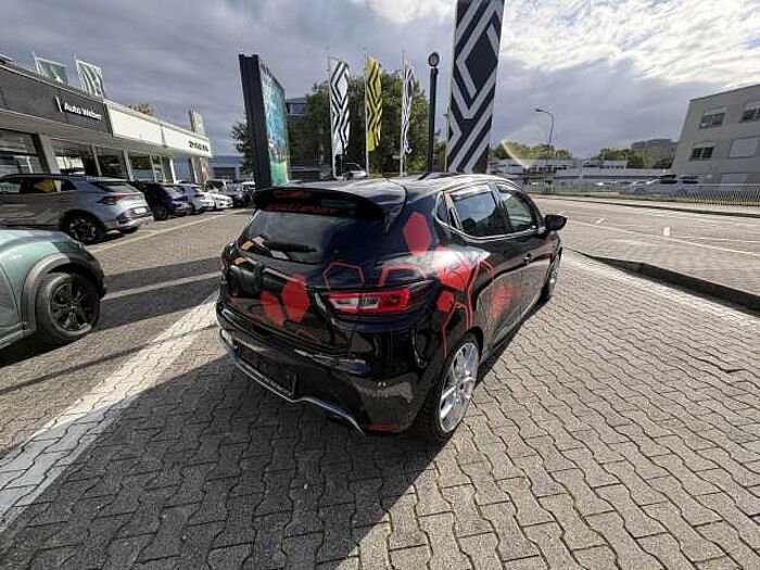 Renault Clio R. S. TCe 200
