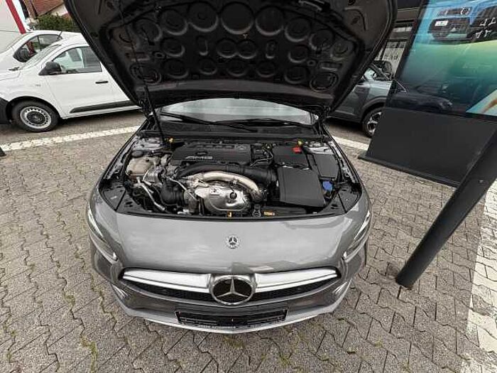 Mercedes-Benz A 35 AMG A-Klasse 4Matic