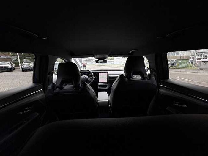 Renault Megane E-TECH Electric Iconic EV60 220HP