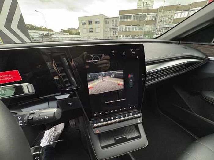 Renault Megane E-TECH Electric Iconic EV60 220HP