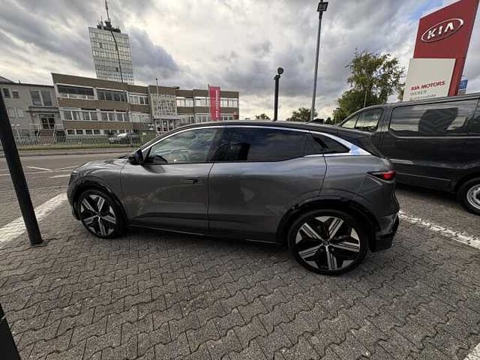 Renault Megane E-TECH Electric Iconic EV60 220HP