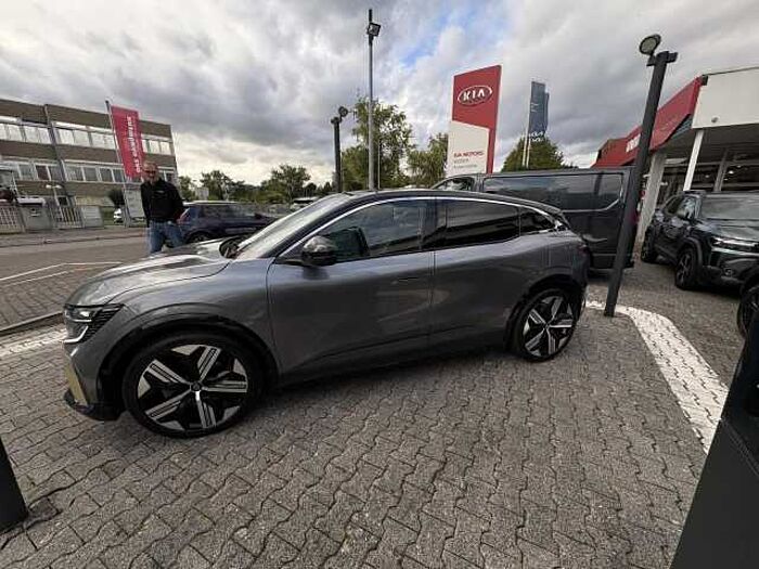 Renault Megane E-TECH Electric Iconic EV60 220HP