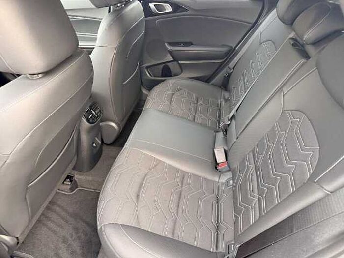 Kia cee'd / Ceed Ceed SW NIGHTLINE STD