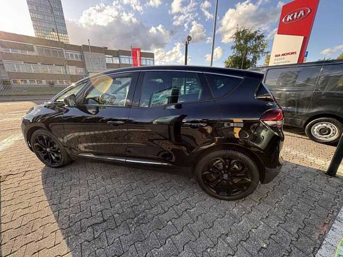 Renault Scenic IV Black Edition