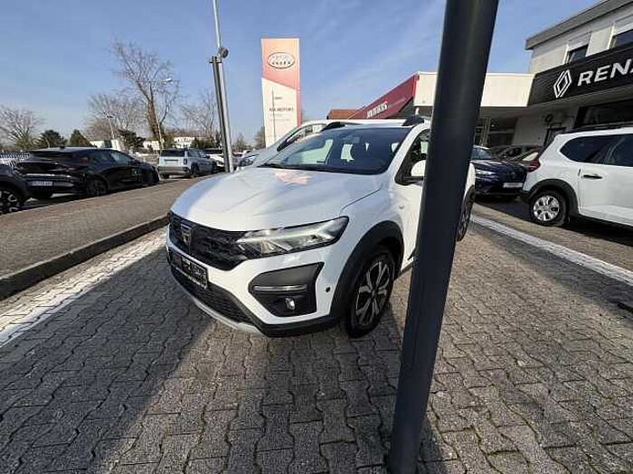 Dacia Sandero III 1.0 TCe 100 ECO-G Stepway Comfort