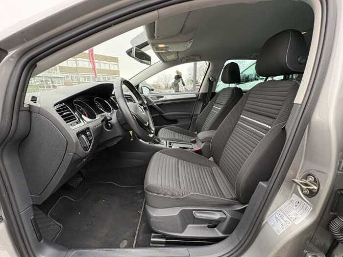 Volkswagen Golf VII 1.4 TSI Cup BMT