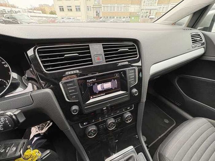Volkswagen Golf VII 1.4 TSI Cup BMT