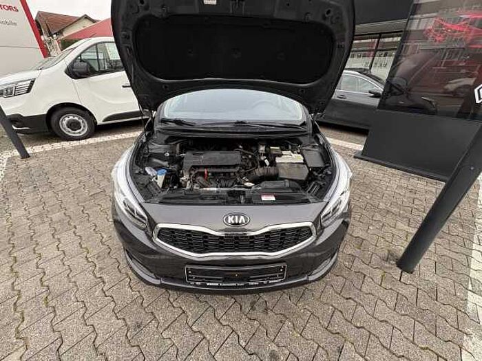Kia cee'd / Ceed 1.4 CVVT Edition 7