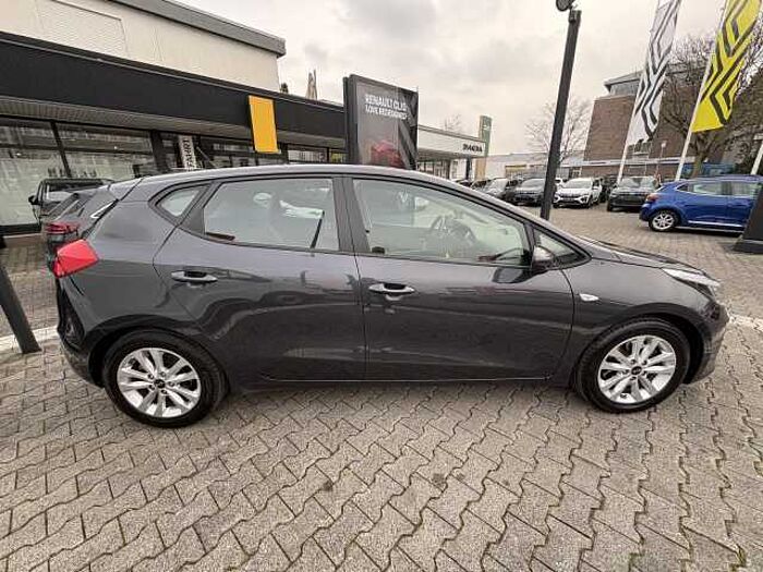 Kia cee'd / Ceed 1.4 CVVT Edition 7