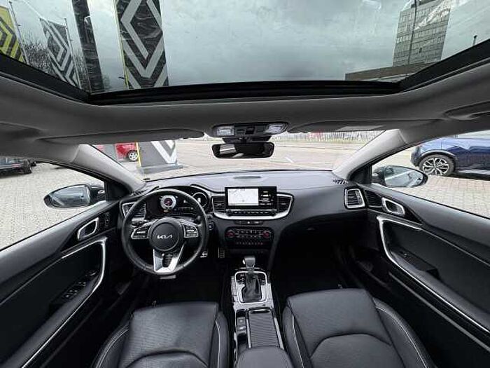 Kia cee'd / Ceed 1.6 Plug-in Hybrid Platinum Edition