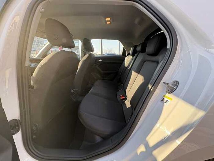 Audi A1 30 Sportback 1.0.TFSI basis