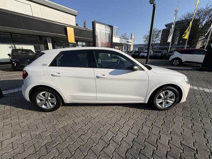 Audi A1 30 Sportback 1.0.TFSI basis