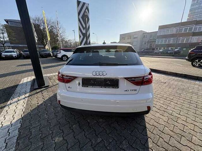 Audi A1 30 Sportback 1.0.TFSI basis