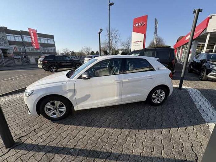 Audi A1 30 Sportback 1.0.TFSI basis