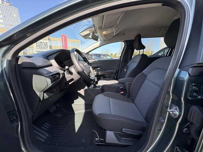 Dacia Jogger 1.6 E-TECH Hybrid 140 Extreme