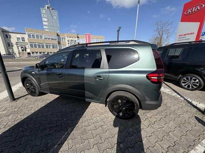 Dacia Jogger 1.6 E-TECH Hybrid 140 Extreme