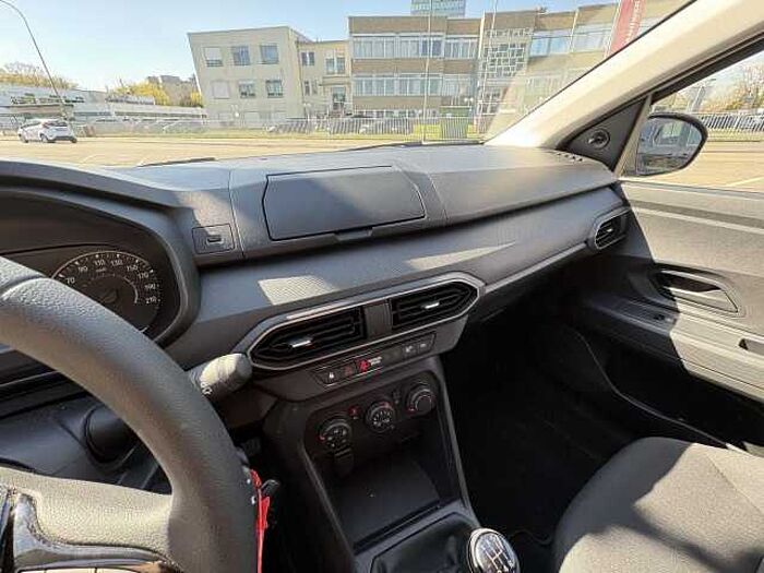 Dacia Sandero III 1.0 TCe 90 Essential