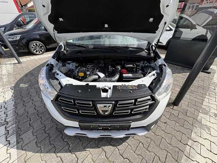 Dacia Lodgy 1.3 TCe 130 Stepway GPF