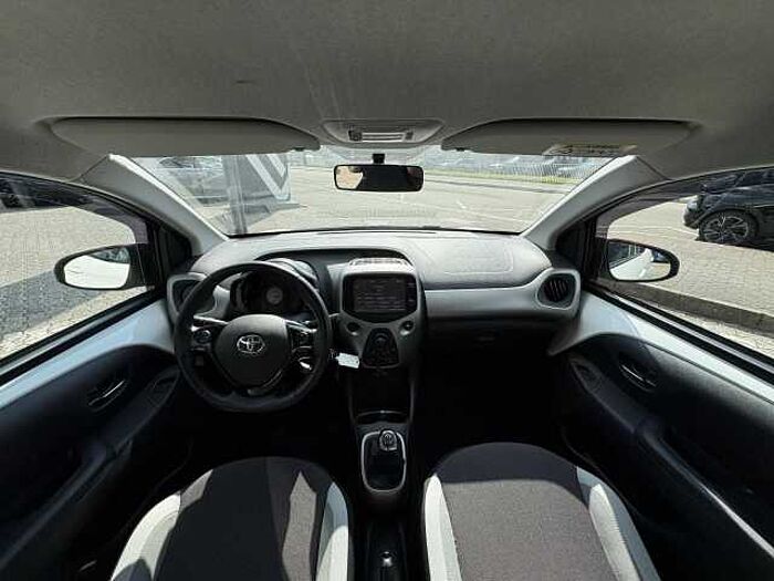 Toyota Aygo 1.0 x-play touch