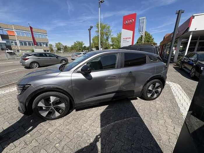 Renault Megane E-TECH Equilibre EV40 130hp boost charge