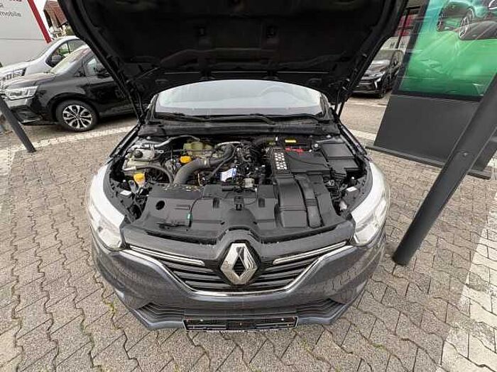 Renault Megane IV 1.2 TCe 100 Energy Experience