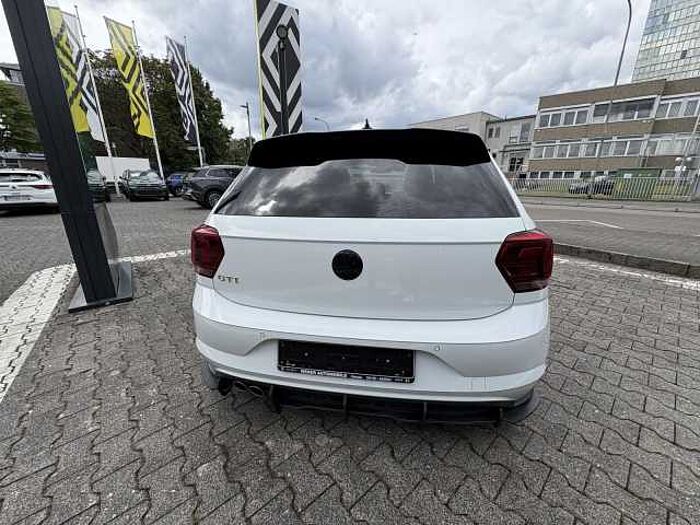 Volkswagen Polo 2.0 TSI GTI