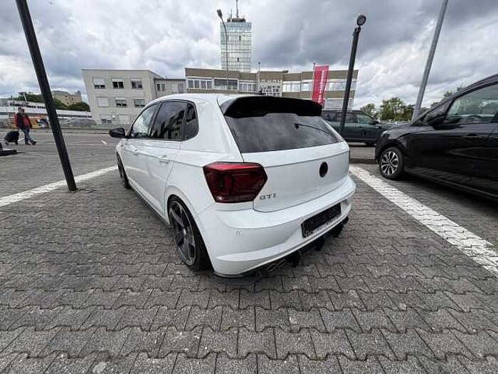 Volkswagen Polo 2.0 TSI GTI