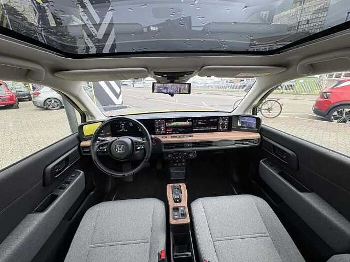 Honda e Advanc Pakt 17' 17'