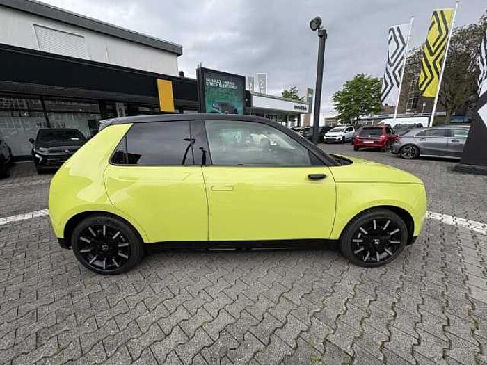 Honda e Advanc Pakt 17' 17'