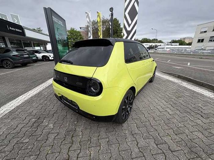 Honda e Advanc Pakt 17' 17'