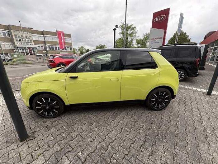 Honda e Advanc Pakt 17' 17'