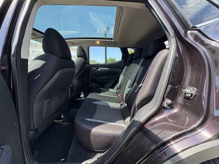 Nissan Qashqai 1.2 DIG-T N-Connecta