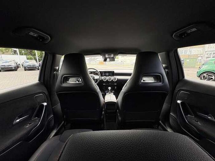 Mercedes-Benz A 200 AMG Line