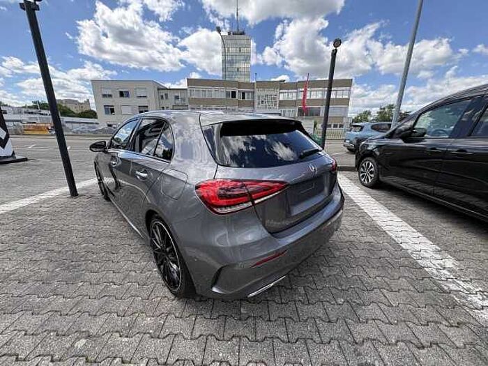 Mercedes-Benz A 200 AMG Line