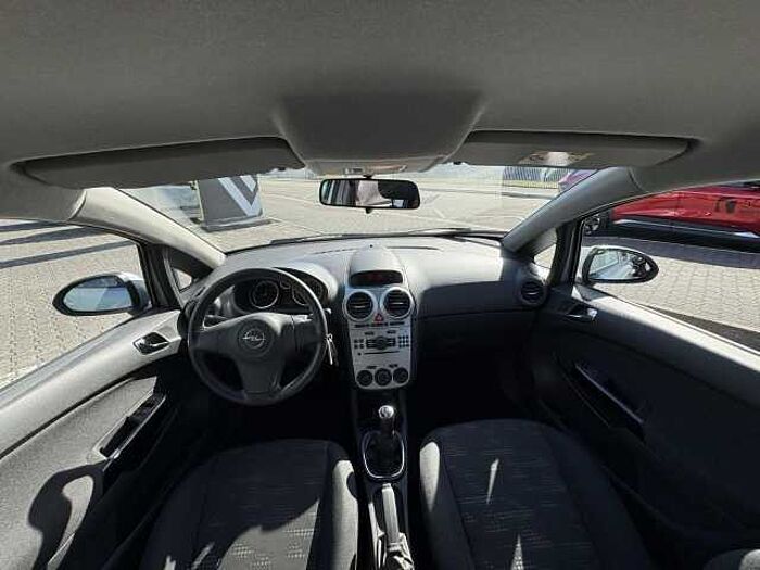 Opel Corsa D 1.2 Twinport Edition