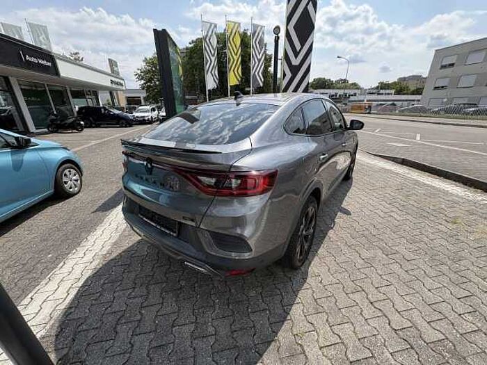 Renault Arkana 1.6 E-TECH 145 E-Tech Engineered