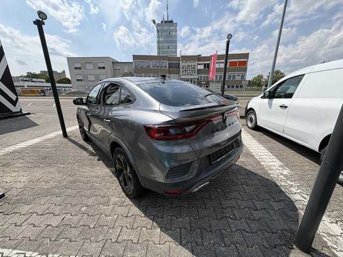 Renault Arkana 1.6 E-TECH 145 E-Tech Engineered