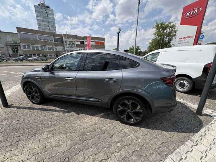 Renault Arkana 1.6 E-TECH 145 E-Tech Engineered