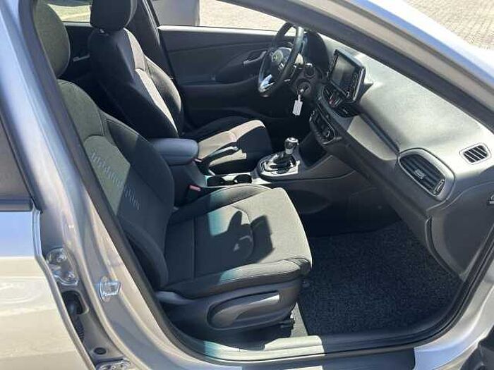 Hyundai i30 1.4 T-GDI Passion +