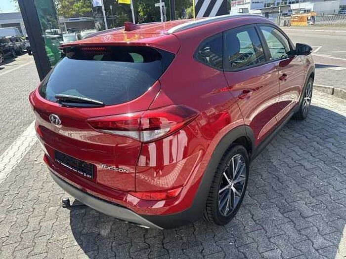 Hyundai TUCSON 1.6 Passion AHK