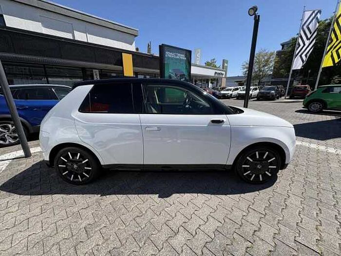 Honda e Advanc Advance
