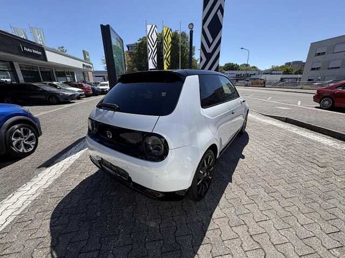 Honda e Advanc Advance
