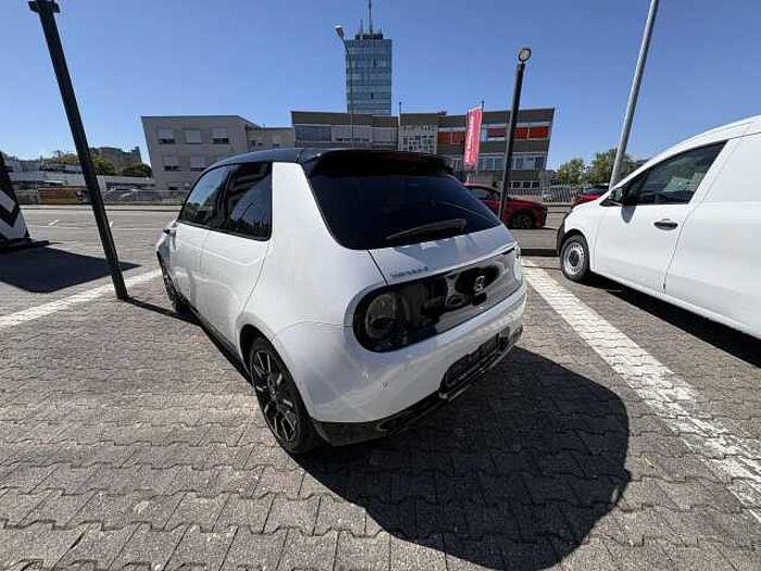 Honda e Advanc Advance