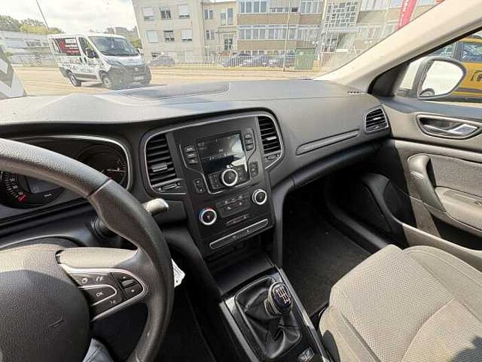 Renault Megane IV 1.3 TCe 115 Life GPF