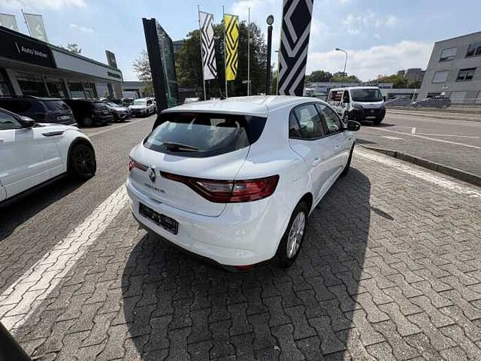 Renault Megane IV 1.3 TCe 115 Life GPF